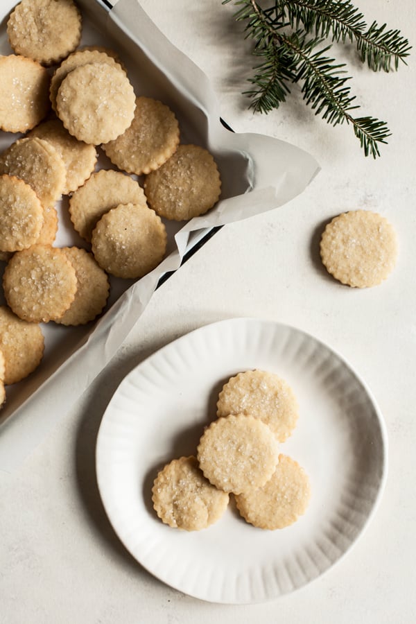 Vegan Vanilla Almond Sugar Cookies | The Full Helping