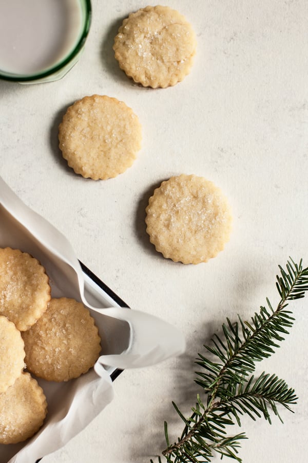 Vegan Vanilla Almond Sugar Cookies | The Full Helping
