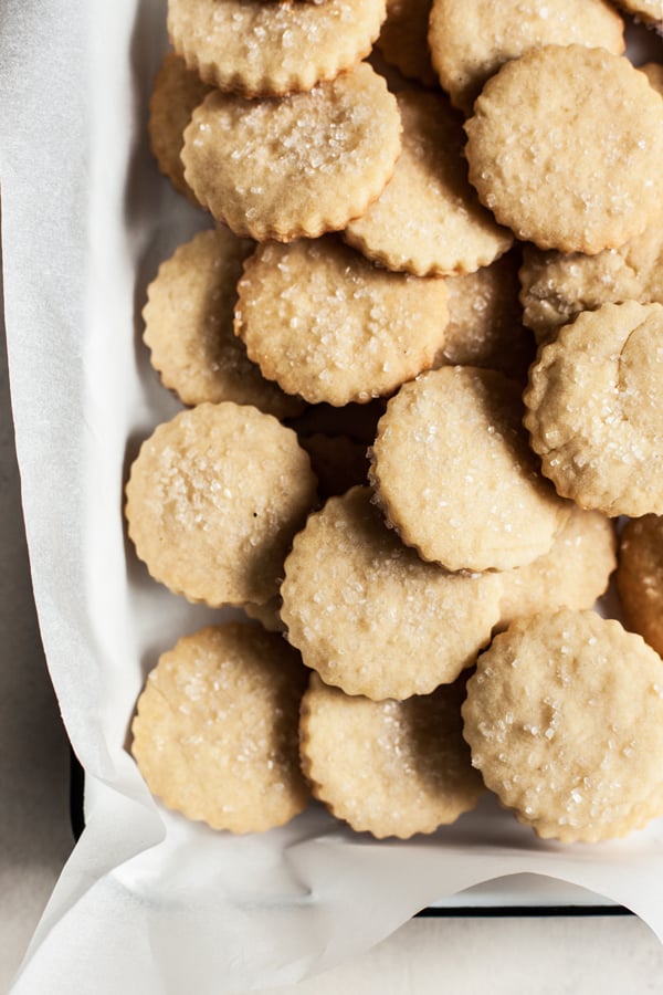 Vegan Vanilla Almond Sugar Cookies | The Full Helping