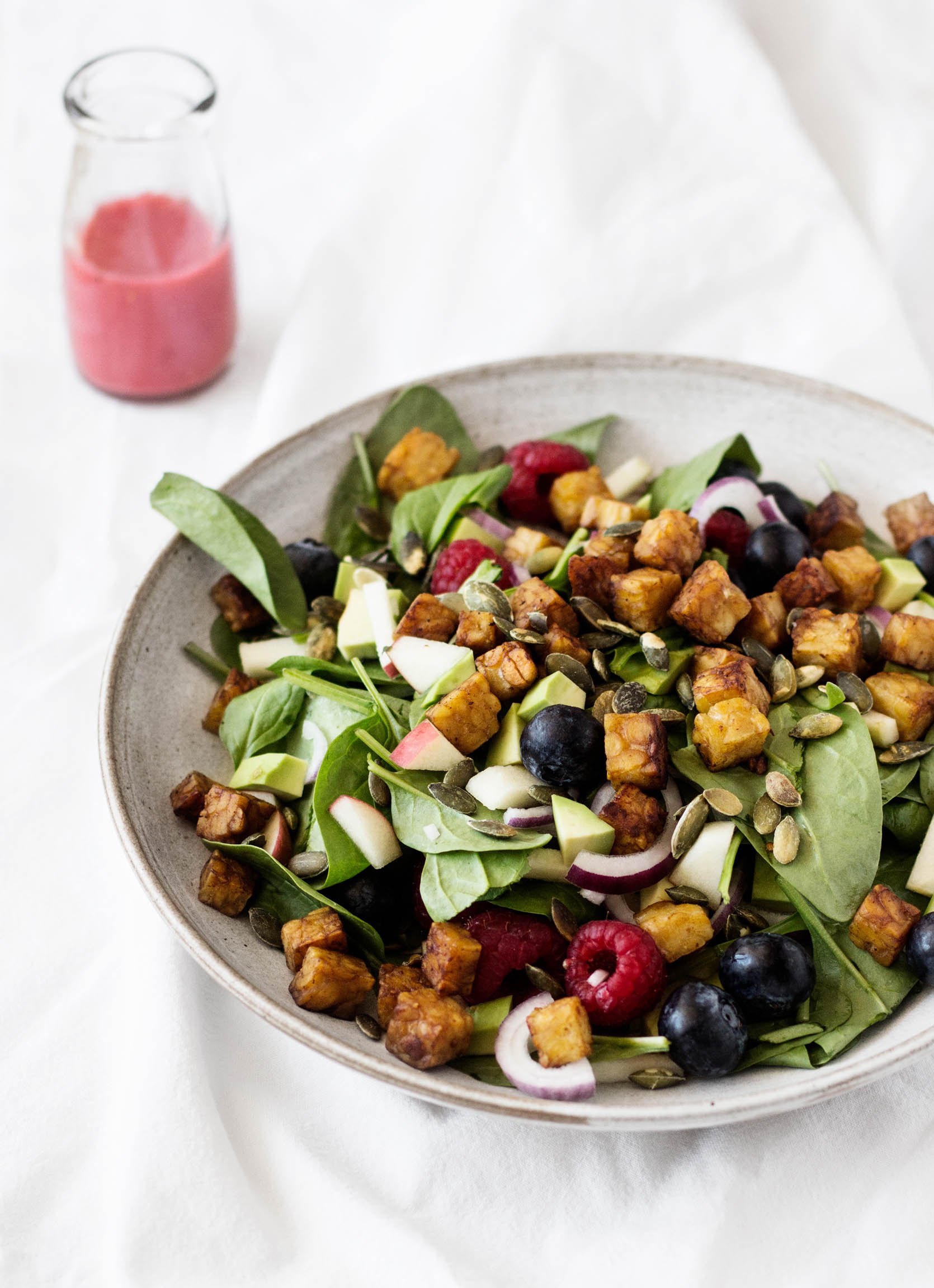 Berry Spinach Tempeh Salad with Raspberry Vinaigrette