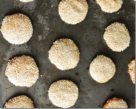 vegan sesame cookies