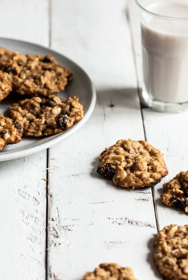 Almond Cherry Oat Cookies | The Full Helping