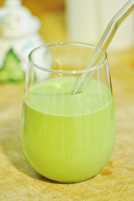 10-Minute Blender Green Juice (No Juicer Needed!) - Hannah Magee RD