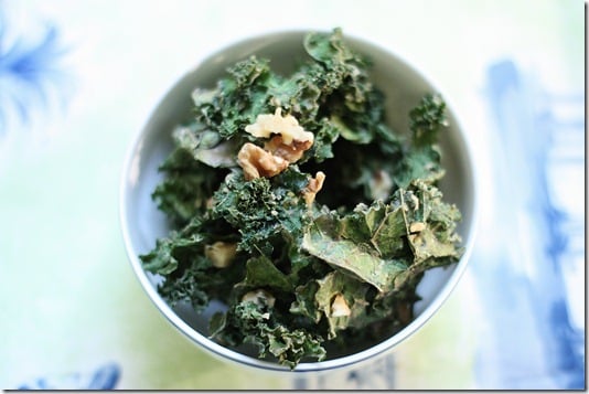 raw banana walnut kale chips