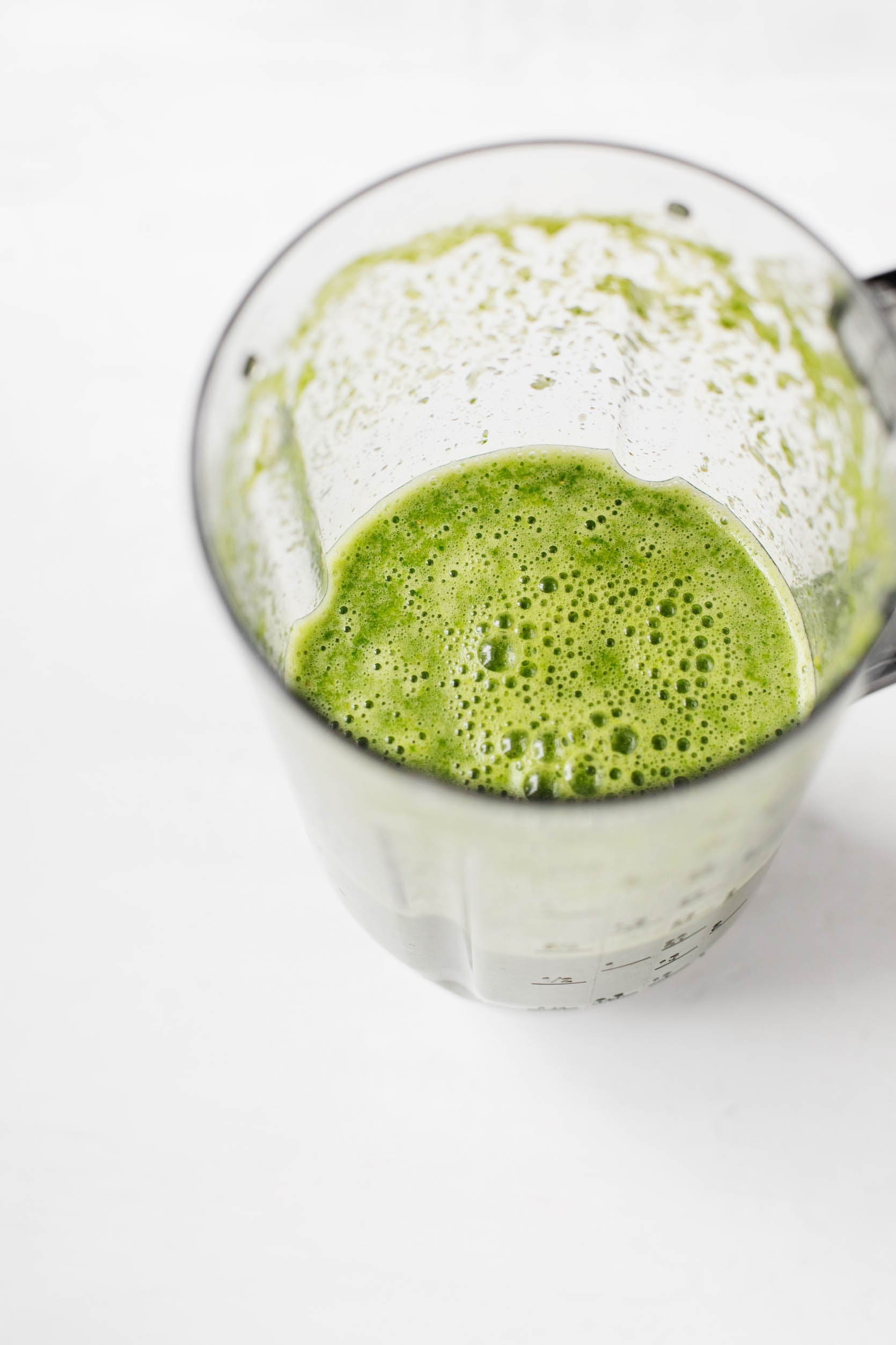 Easy Green Juice Recipe + Juicing Nutrition Tips The Full Helping