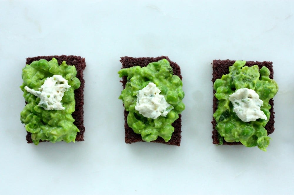 Minted Pea and Cashew Cheese Bruschetta