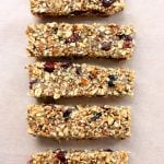 no bake cranberry almond chia bars / Choosing Raw