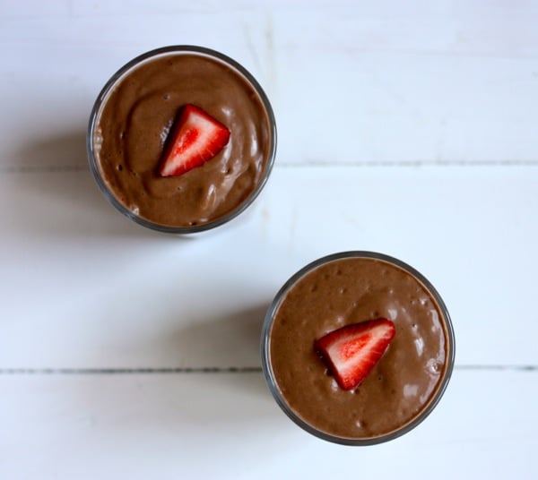 chocolate avocado banana milkshake // choosing raw