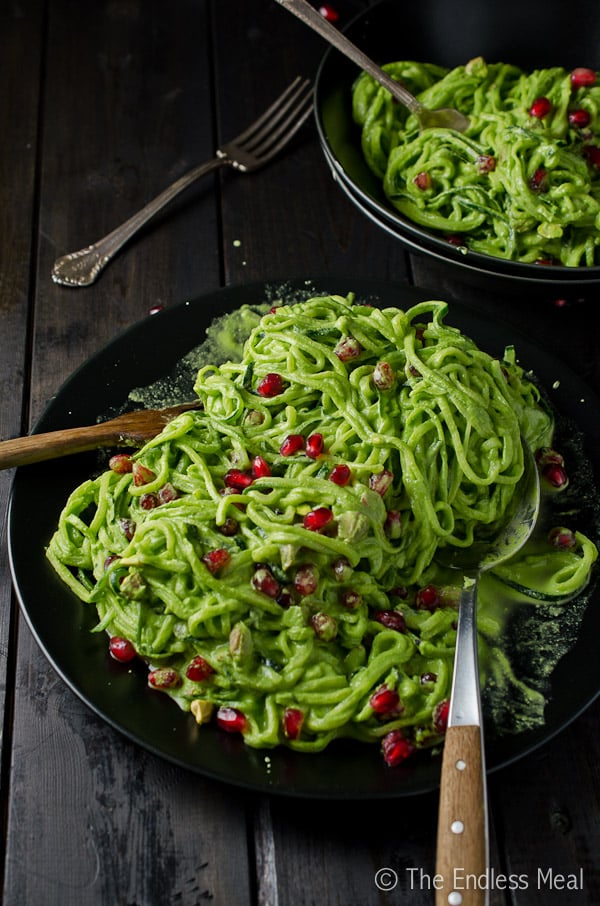 Zucchini-Noodles-with-Pesto-Pistachios-and-Pomegranate-5.jpg.pagespeed.ce.A_OlkGXvLO