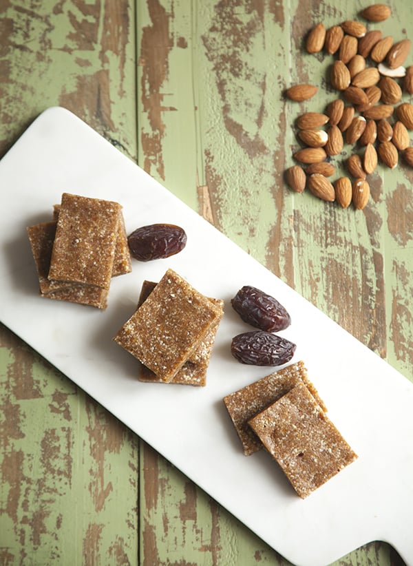 apricot, almond, and vanilla snack bars