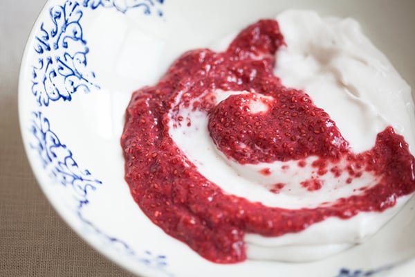Coconut yogurt and berry chia pudding swirl 8