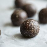 Mocha Pecan Energy Balls -- Vegan and Gluten Free // Choosing Raw