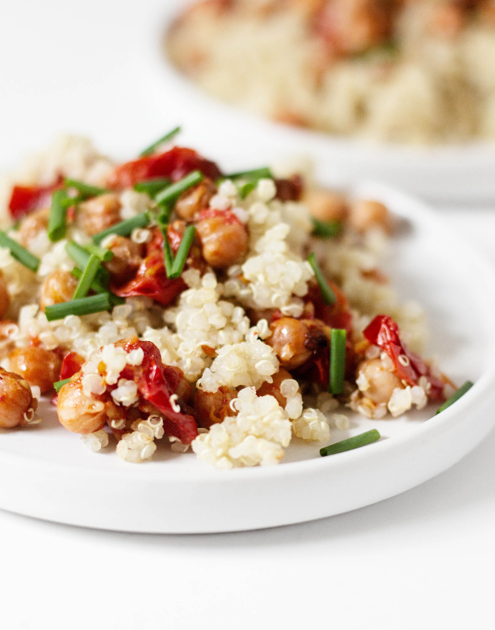 Quinoa with Garlic Roasted Cherry Tomatoes & Chickpeas