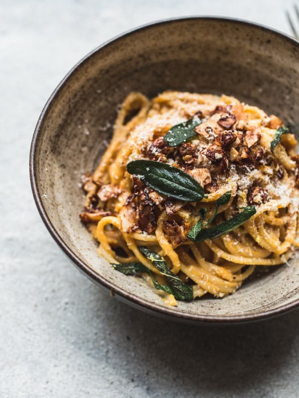 Butternut-Squash-Carbonara-with-Coconut-Bacon-Crispy-Sage-7