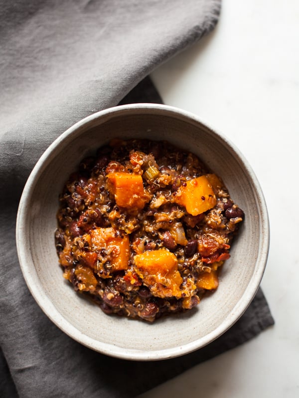 Slow Cooker Black Bean, Butternut Squash & Quinoa Chili | The Full Helping