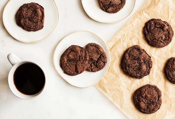 Vegan, gluten free chocolate cherry almond cookies | The Full Helping