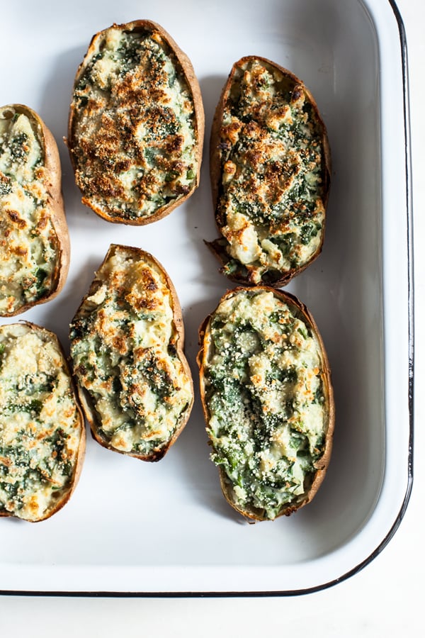 Fully Loaded Garlic Kale Potatoes | The Full Helping Fully Loaded Garlic Kale Potatoes | The Full Helping