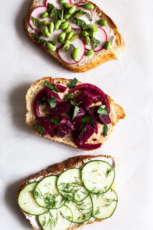 Six Tasty Vegan Toast Ideas | The Full Helping | Gästehandtücher