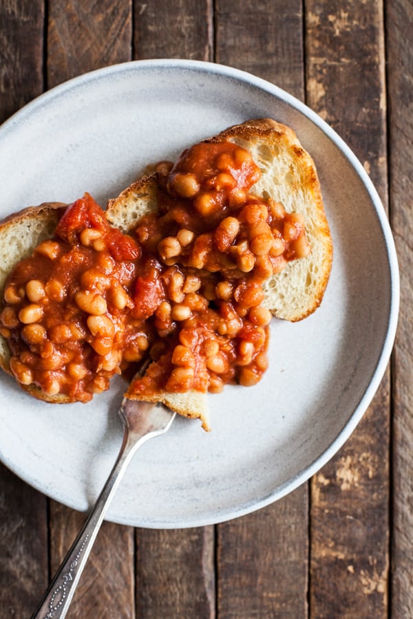 Slow Cooker Tomato White Beans | The Full Helping