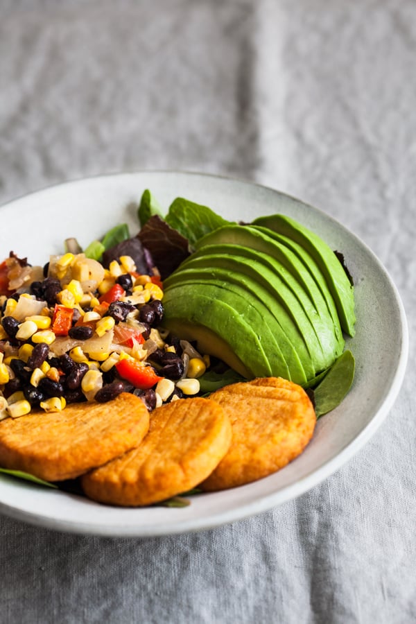 Southwestern Sweet Potato Hash Brown & Black Bean Breakfast Bowls | The Full Helping