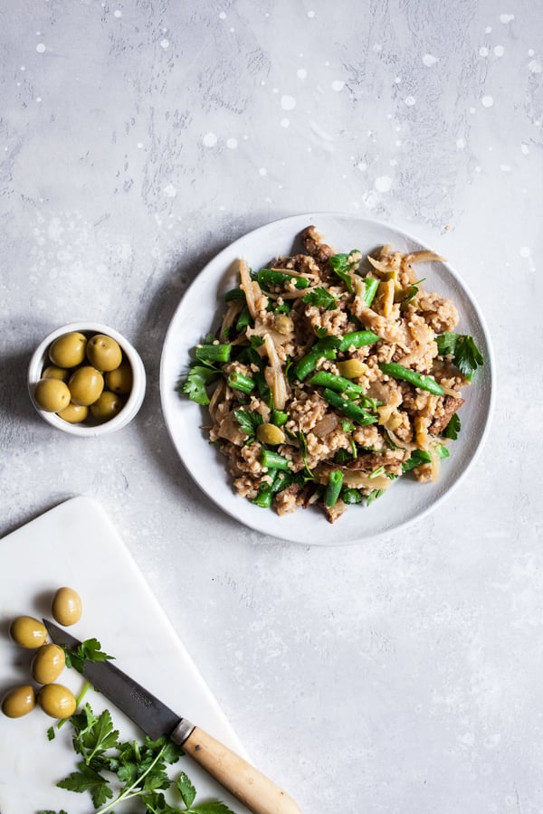 Skillet Seitan and Bulgur with Fennel & Olives | The Full Helping