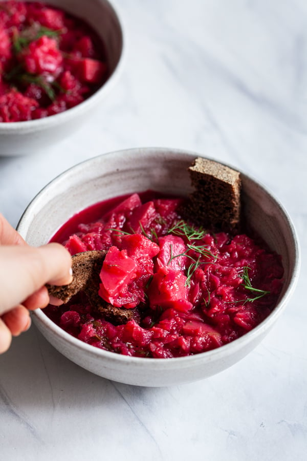 Vegetarian Red Beet Soup - Momma Chef