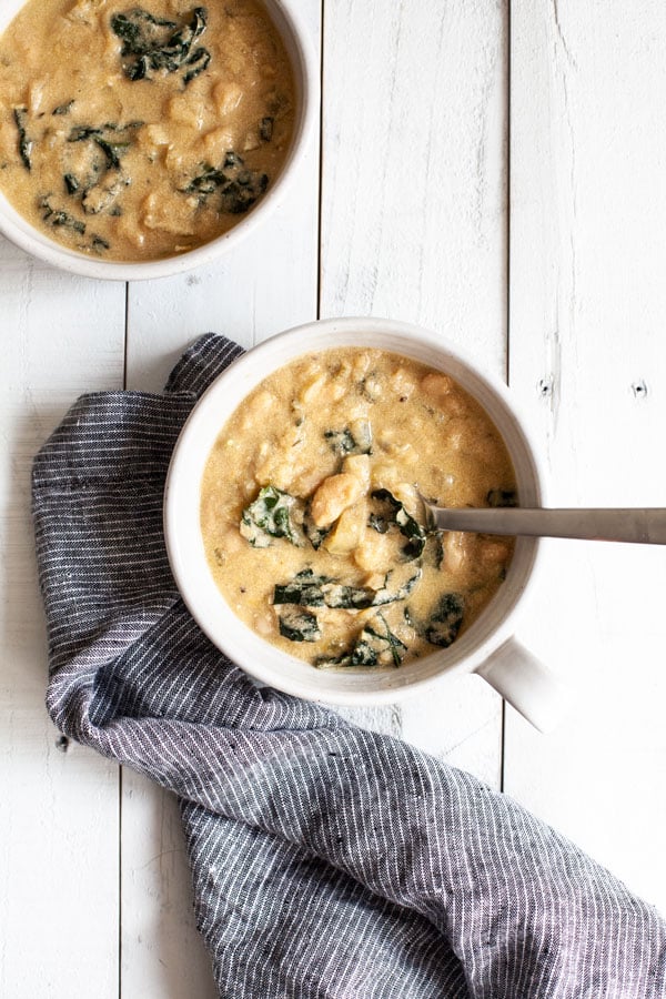 Creamy Vegan Tuscan White Bean Kale Soup