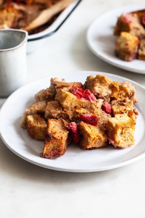 Easy Vegan Strawberry French Toast Casserole | The Full Helping