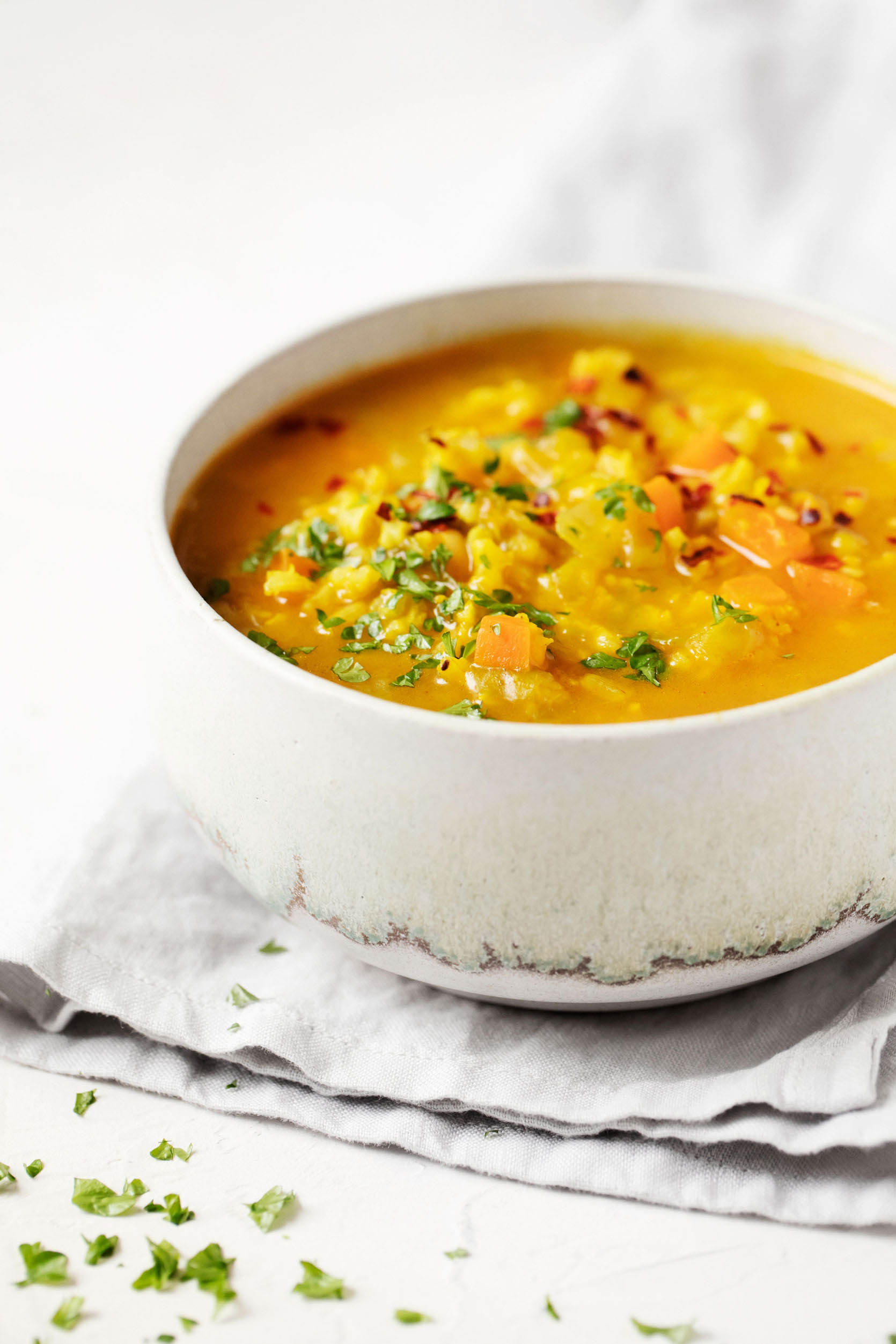 Spicy Cabbage Chickpea Soup