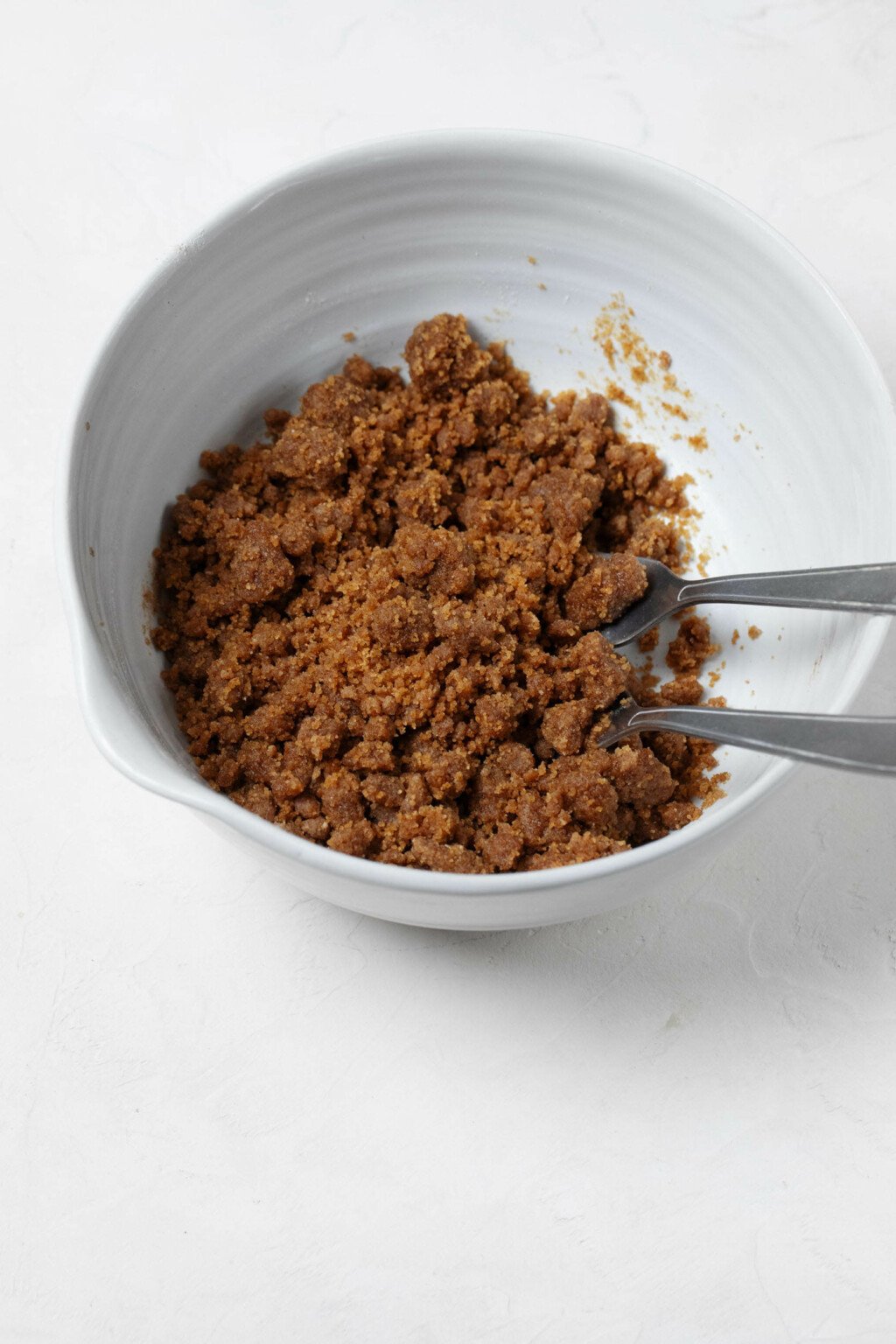 5 Minute Vegan Streusel Topping